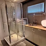 Basement Leilighet *